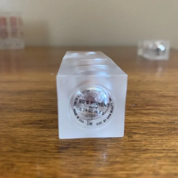 KKW Beauty 90’s Moment Lipstick - Picture 3 of 4